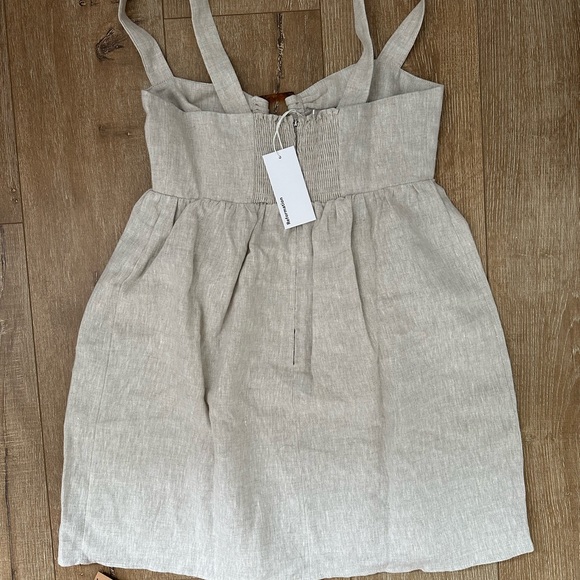 Reformation Noel Linen Dress - Picture 6 of 6